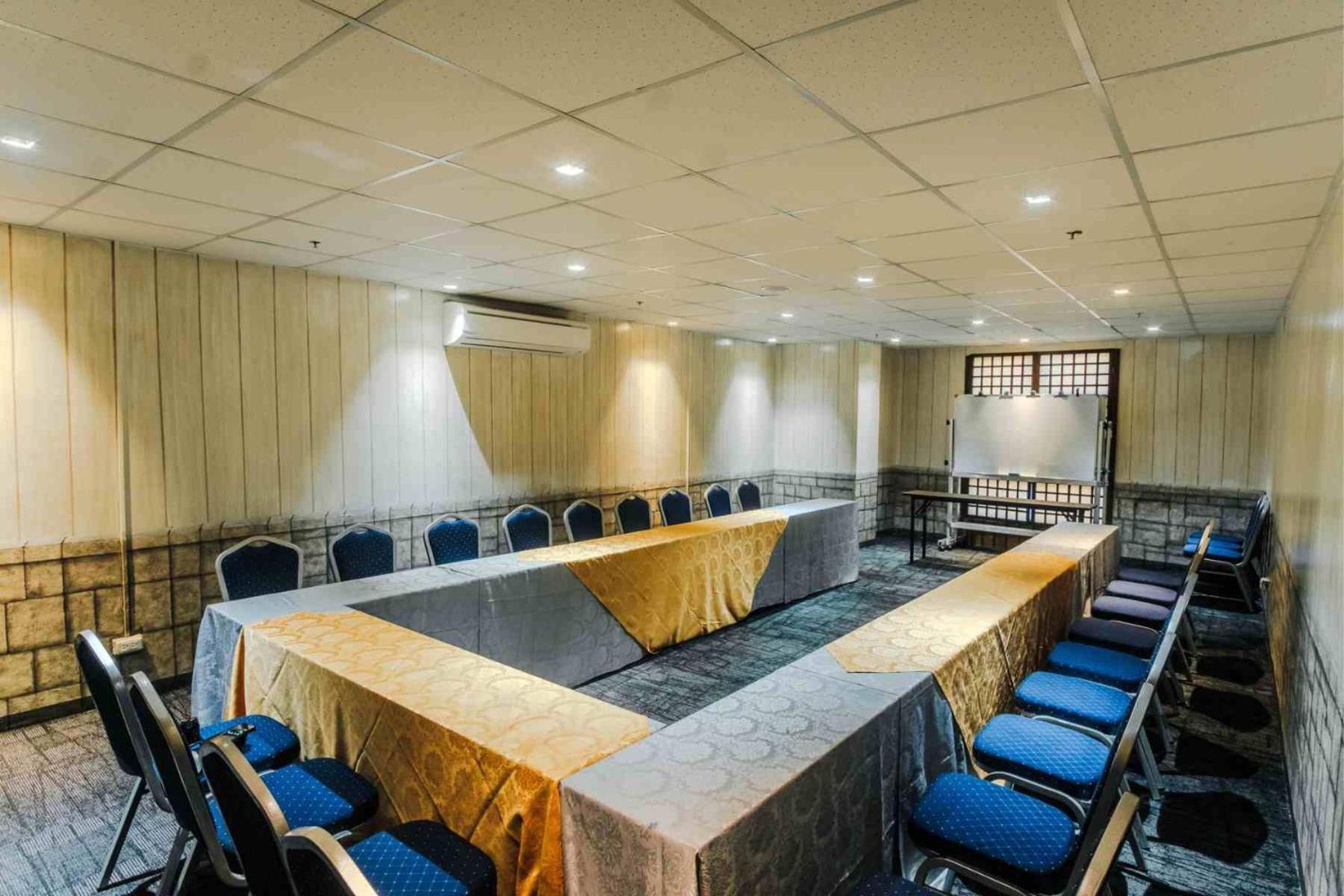 Cebu Quincentennial Hotel Eksteriør billede